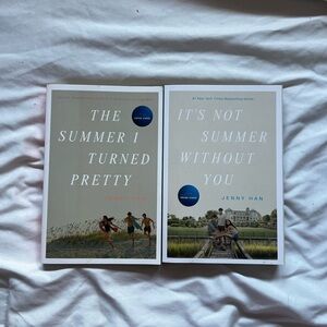 The Summer I Turned Pretty Book Set brand new